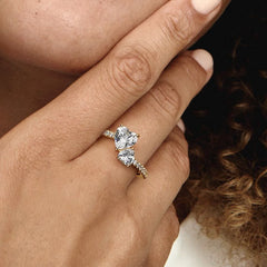 Pandora Doppel-Herz Funkelnder Ring: Vergoldet mit Zirkonia