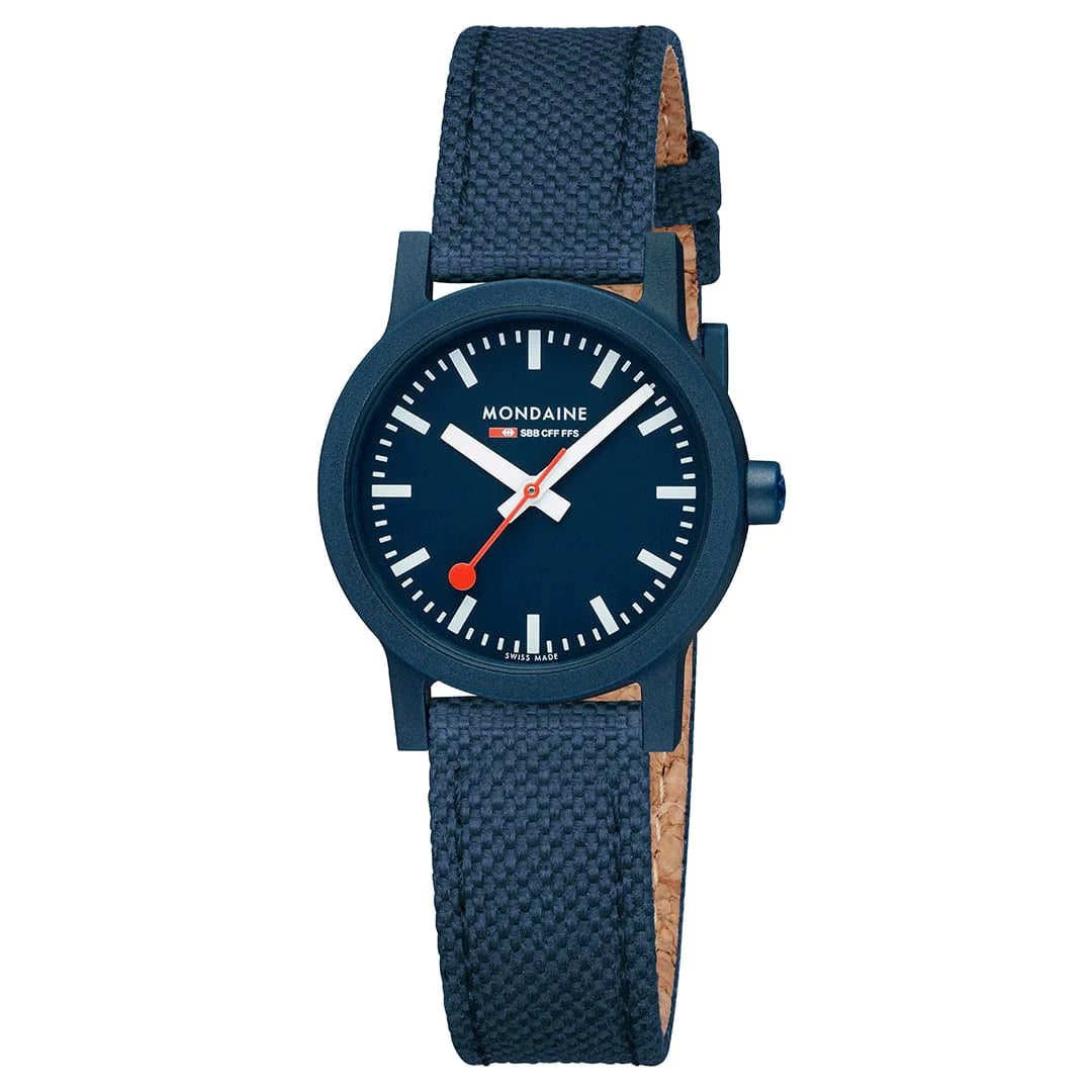 Mondaine Essence Damenuhr aus Ozeanblau Textil, 32 MM - MS1.32140.LD
