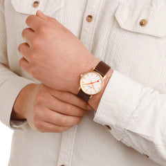 Mondaine EVO2 Herrenuhr aus Braun Lederband, 40 MM - MSE.40112.LGV