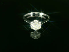 Edler Damenring aus 18 Karat Weissgold – mit 125 funkelnden Diamanten - MYZ0000084