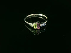 Feiner Weissgoldring mit Saphir und Diamant – 18 Karat Eleganz in Grösse 55 - BYZ0003346