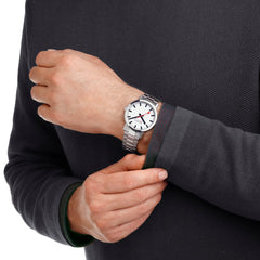 Mondaine Classic Sapphire Ø 40 Unisexuhr - A660.30360.11SBJ