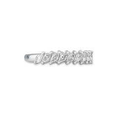Bague étroite demi-éternité en diamant taille laboratoire – Bague élégante avec diamants taille laboratoire - 41062970
