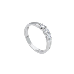Bague en or blanc 18 carats - 750 avec pierres en zircone - 256682