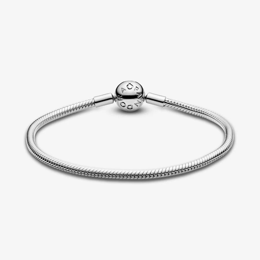 Pandora Armband mit Glattem Kugelverschluss: Schimmernde Eleganz