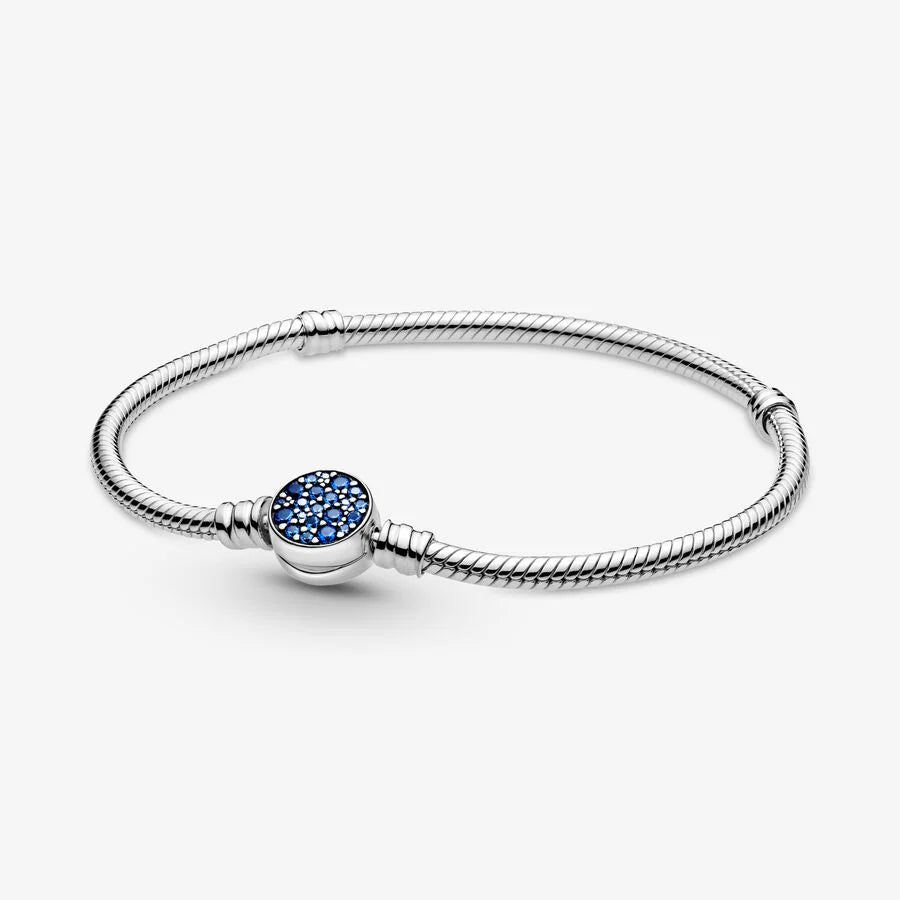 Pandora Moments: Blauer Scheibenverschluss am Schlangen-Gliederarmband - 599288C01