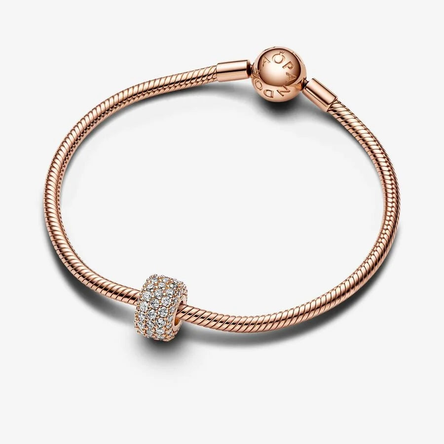 Pandora Dreireihiges Pavé-Charm: Rosévergoldet, Cubic Zirkonia