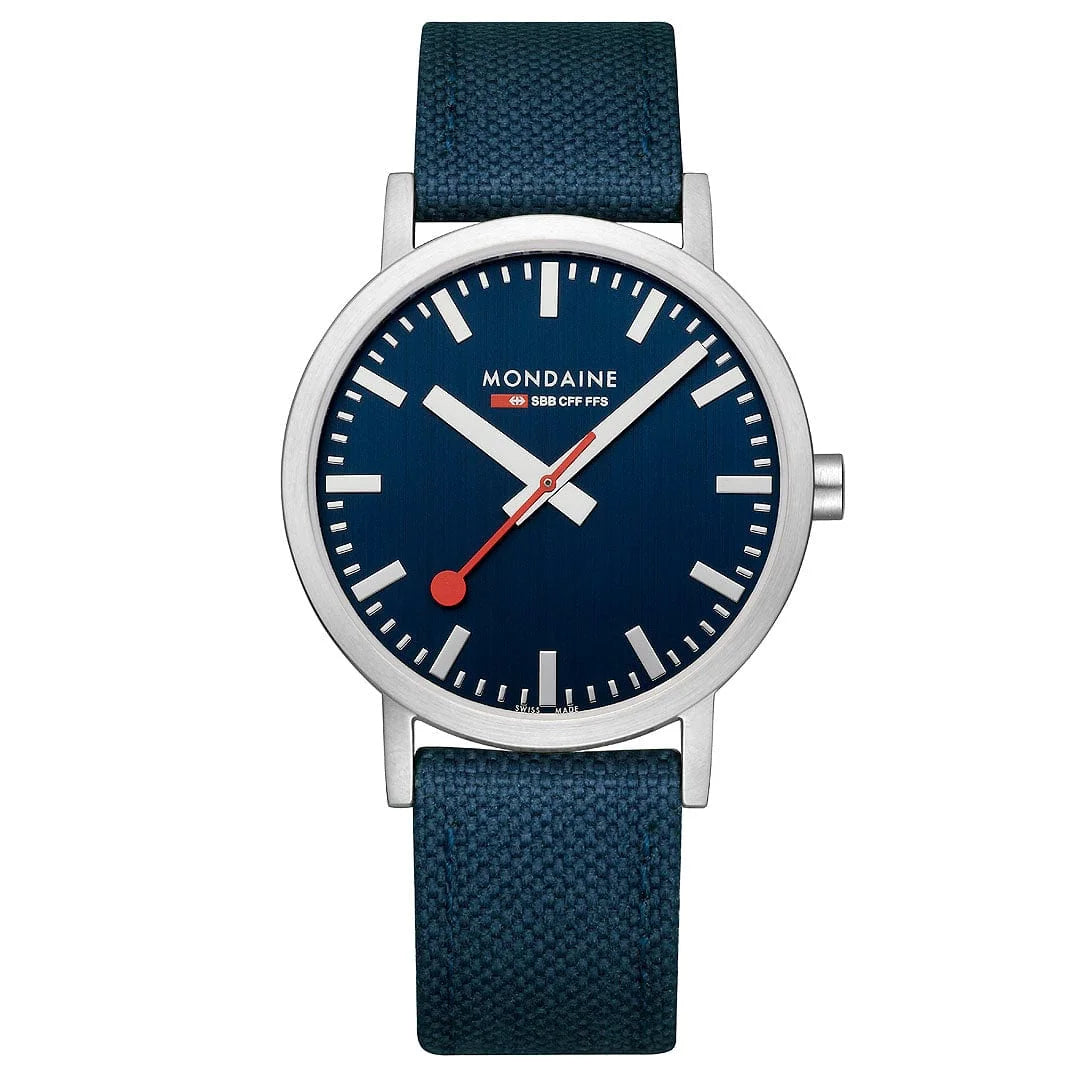 Mondaine Classic Herrenuhr aus Tiefseeblaues Textil, 40 MM - A660.30360.40SBD