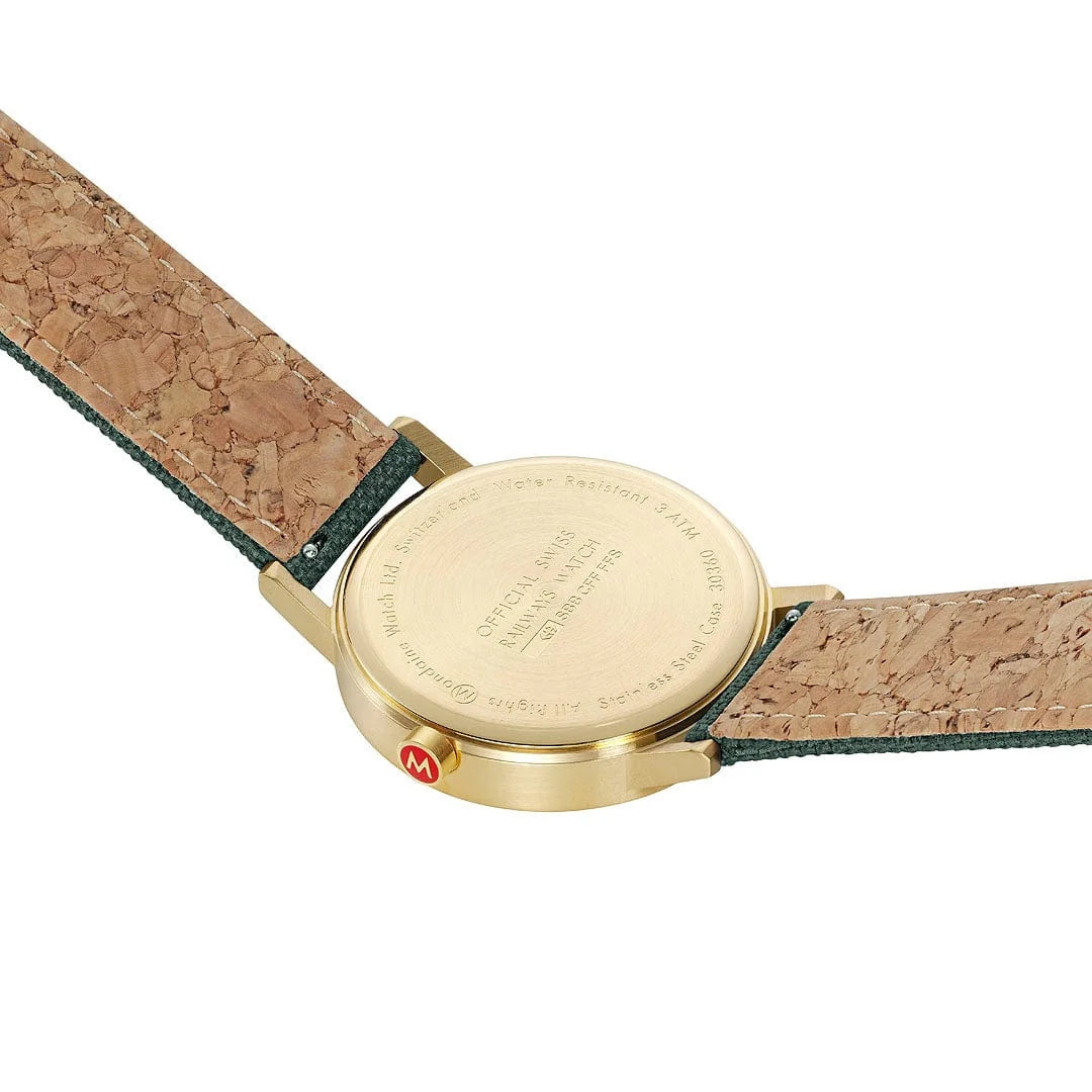 Mondaine Classic Herrenuhr aus Waldgrünes Textil, 40 MM - A660.30360.60SBS
