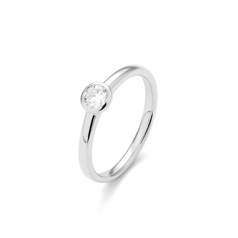 Facet Classic Solitär Ring in 750/18 Karat Weissgold