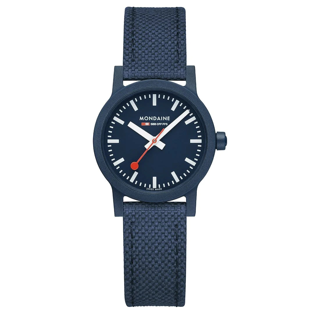 Mondaine Essence Damenuhr aus Ozeanblau Textil, 32 MM -  MS1.32140.LD