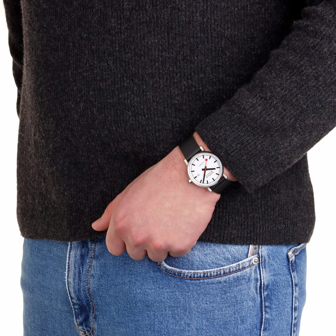 Mondaine EVO2 Automatik Herrenuhr aus Leder, 40 MM - MSE.40610.LBV