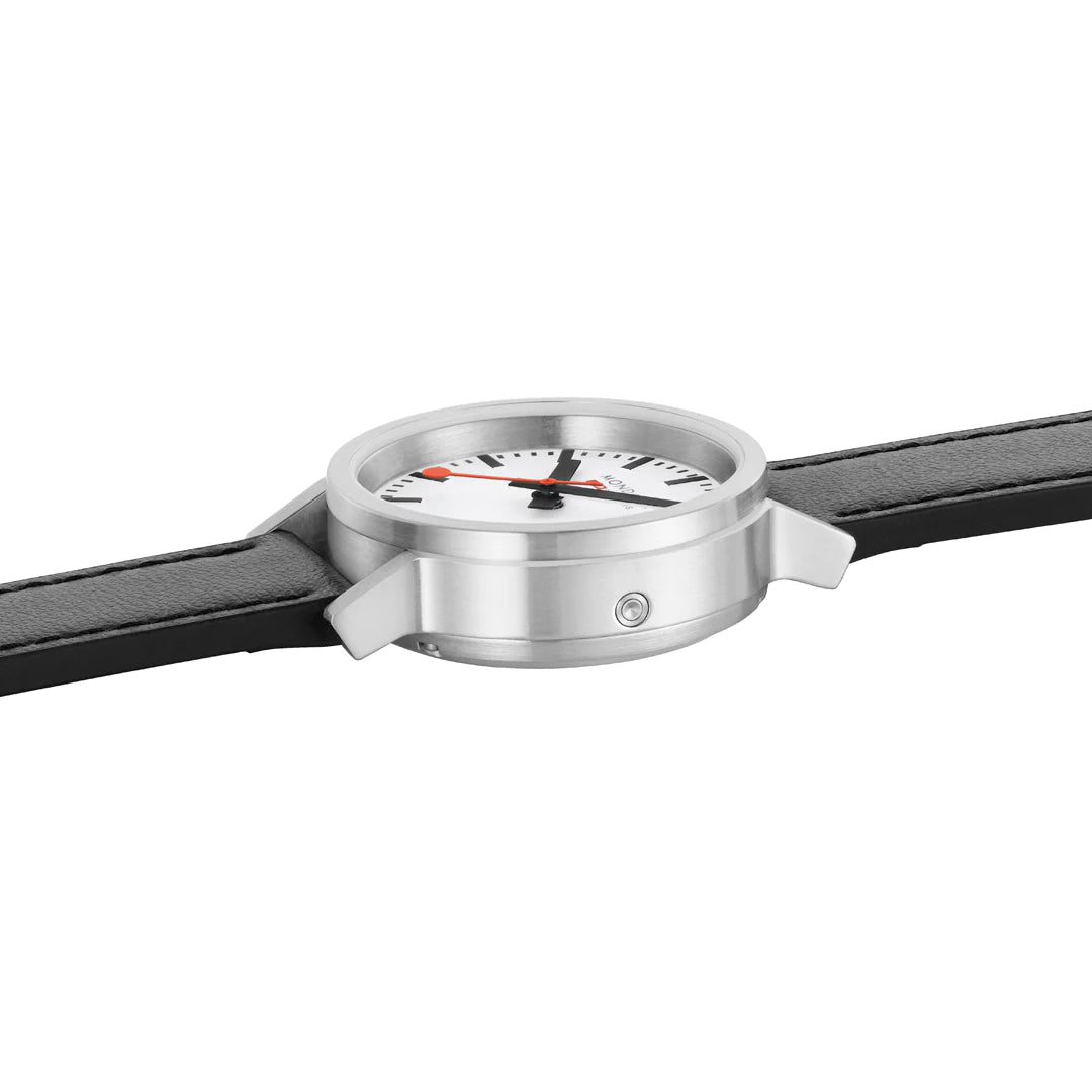 Mondaine Stop2Go Herrenuhr aus Schwarzes Leder, 34 MM - MST.3401B.LBV.SET