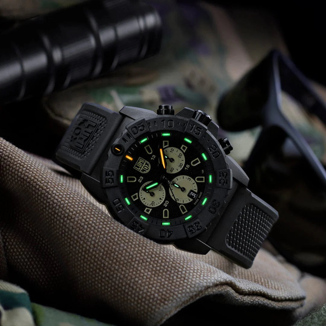Luminox Navy SEAL Chronograph 45mm Taucheruhr Schwarz
