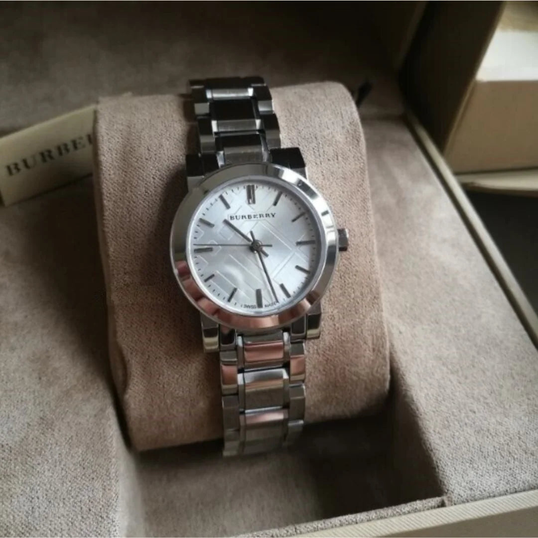 Burberry The City 26 MM Damenuhr in Silber - BU9200