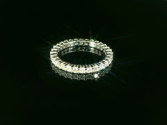 Eleganter Damenring aus 18 Karat Weissgold – mit 29 Diamanten veredelt - YZ0004332