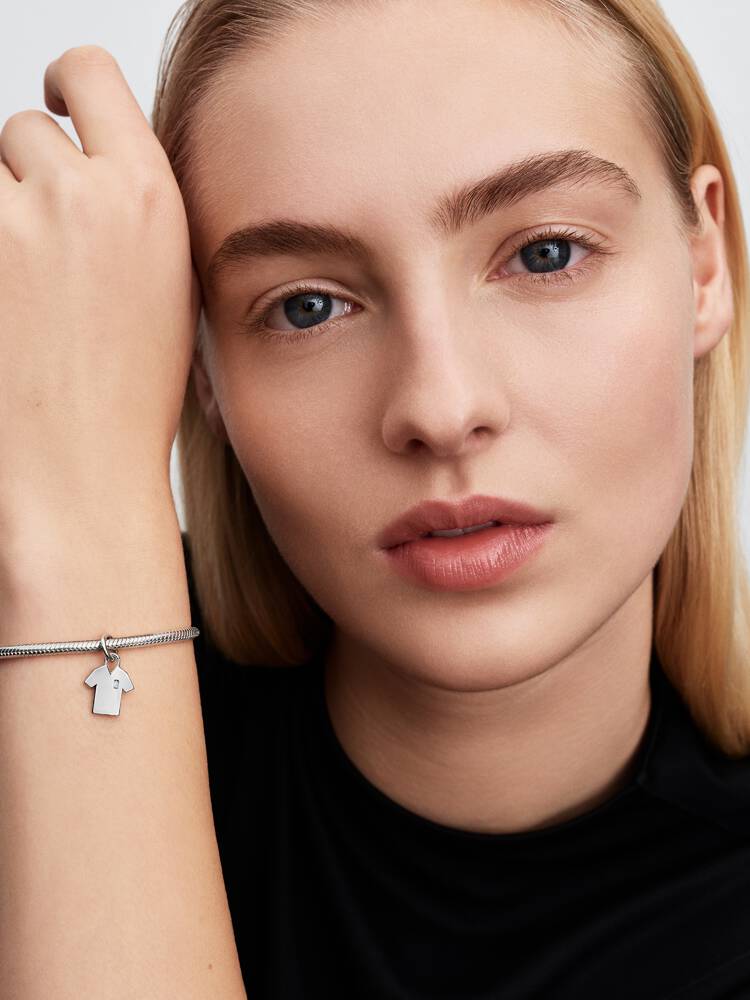 Pandora Gravierbares Fussballtrikot Charm-Anhänger - 794708C01