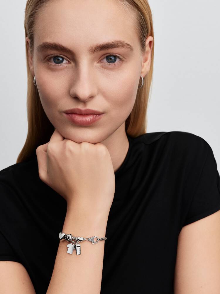 Pandora Gravierbares Fussballtrikot Charm-Anhänger - 794708C01