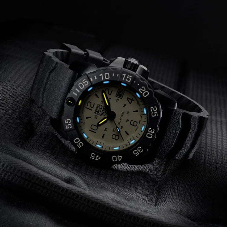 Luminox Navy Seal Steel 3250 Series Herrenuhr - XS.3251.CBNSF.SET
