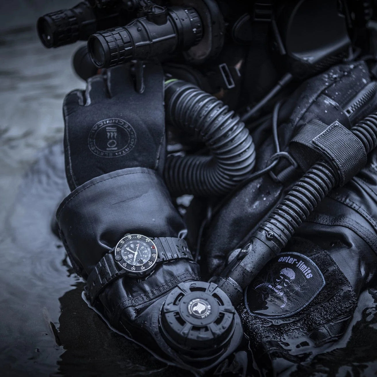 Luminox Original Navy Seal 3000 Series Herrenuhr - XS.3001.H.SET