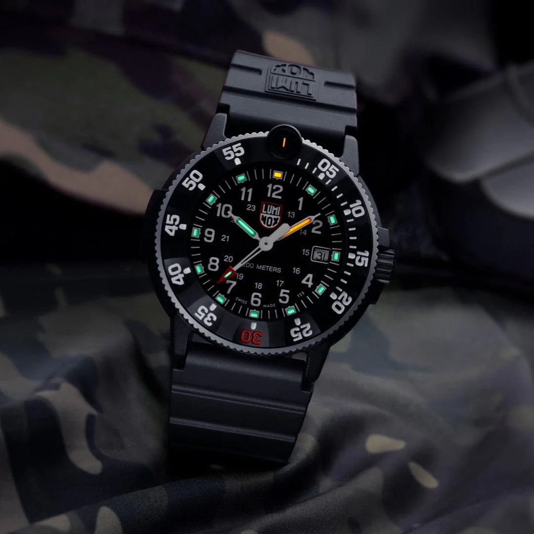 Luminox Original Navy Seal 3000 Series Herrenuhr - XS.3001.H.SET