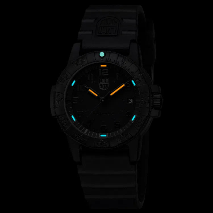 Luminox Sea Turtle 0300 Series Damenuhr - XS.0301.BO.L