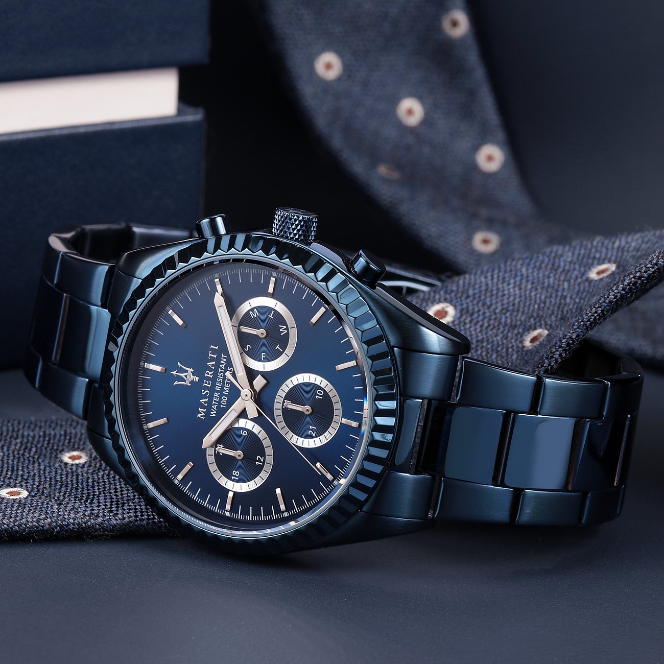 Maserati Blue Edition Collection 43 m Edelstahluhr mit blauem Zifferblatt für Herren – R8853100025