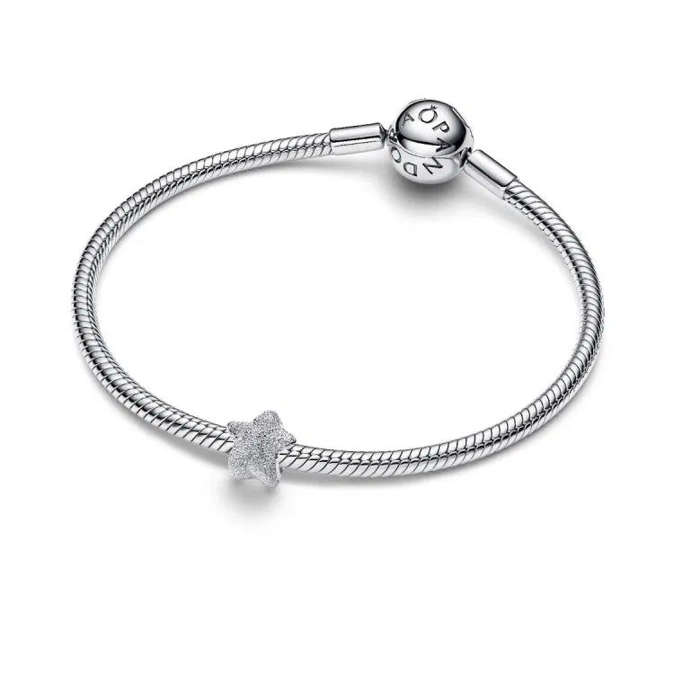 Pandora Strukturierter Stern Mini-Charm - 794050C00
