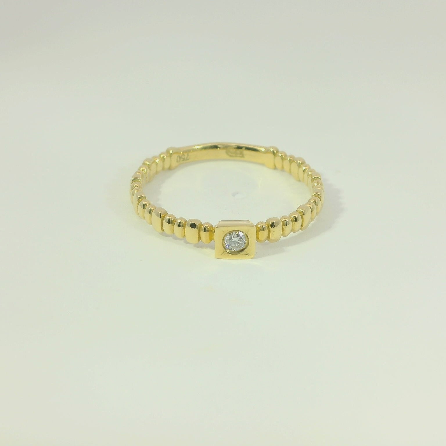 Feiner Diamantring aus 18 Karat Gelbgold - YZ0003317