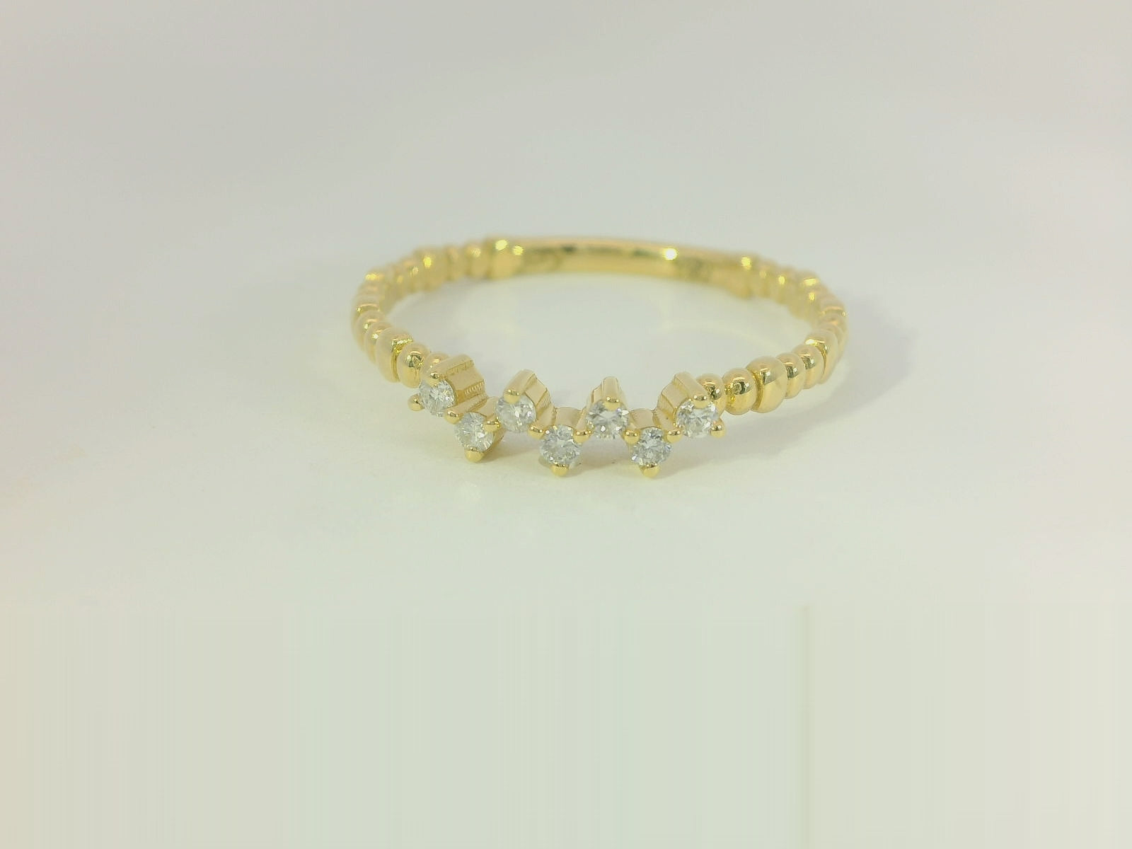 Eleganter 18 Karat Goldring mit Diamanten – luxuriöser Schmuck in Grösse 55 - YZ0003313