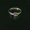 Feiner Weissgoldring mit Saphir und Diamant – 18 Karat Eleganz in Grösse 55 - BYZ0003346